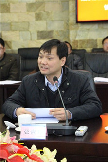 学院党委书记,院长张应辉做自查报告     曹云凤副院长,刘宏